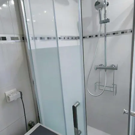 Superbe T3 Avec Piscine, Tennis, Parking Près De La Pour 6 Pers, Terrasse Au Rdc - Fr-1-607-2 *