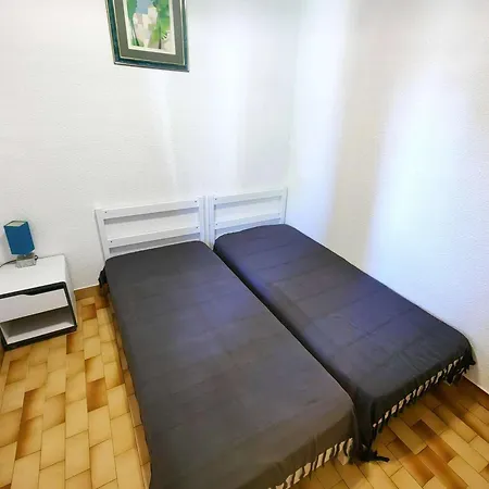 Superbe T3 Avec Piscine, Tennis, Parking Près De La Pour 6 Pers, Terrasse Au Rdc - Fr-1-607-2 * Agde