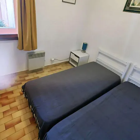 Superbe T3 Avec Piscine, Tennis, Parking Près De La Pour 6 Pers, Terrasse Au Rdc - Fr-1-607-2 Appartement Agde