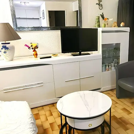 Superbe T3 Avec Piscine, Tennis, Parking Pres De La Pour 6 Pers, Terrasse Au Rdc - Fr-1-607-2 Apartment Agde