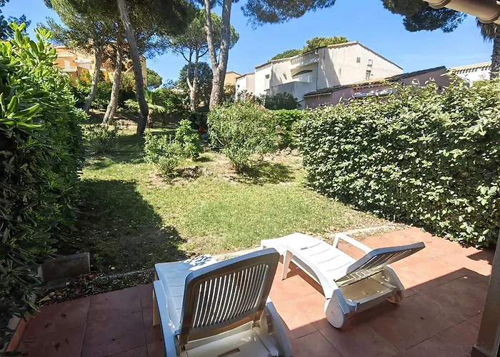 Superbe T3 Avec Piscine, Tennis, Parking Près De La Pour 6 Pers, Terrasse Au Rdc - Fr-1-607-2 Agde